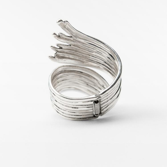 ZARA Metal Bracelet - Picture 4 of 12